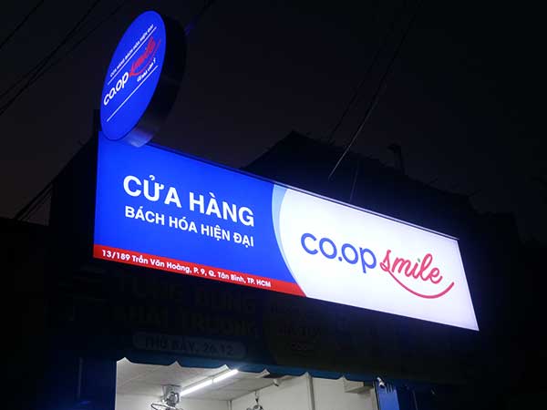 hộp đèn nắp bật không viền